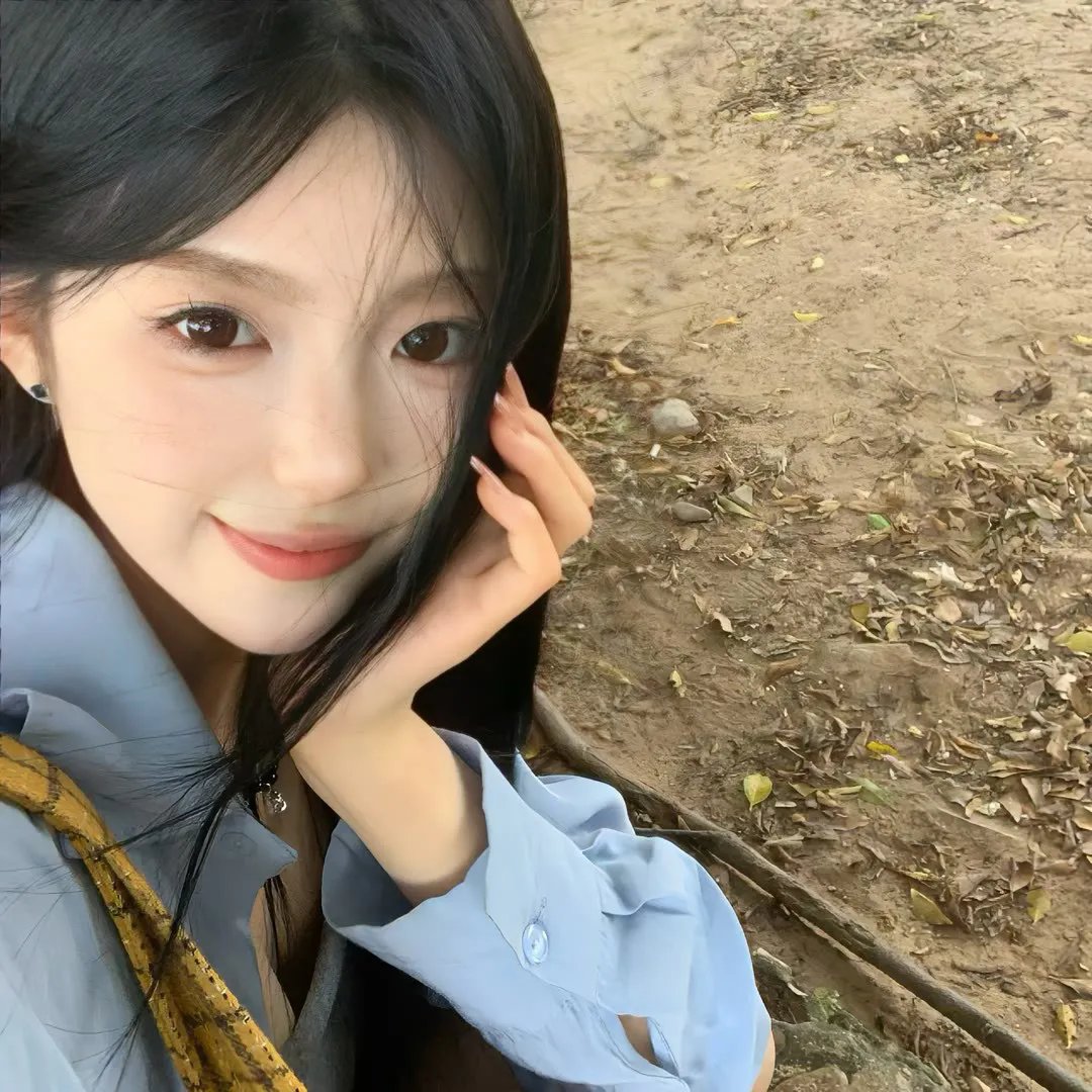 铜月亮